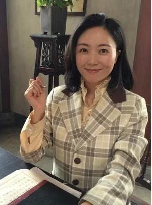 罗雪琼 Xueqiong Luo