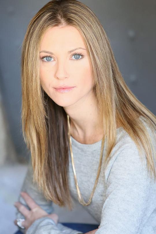 Taryn Reif Taryn Reif