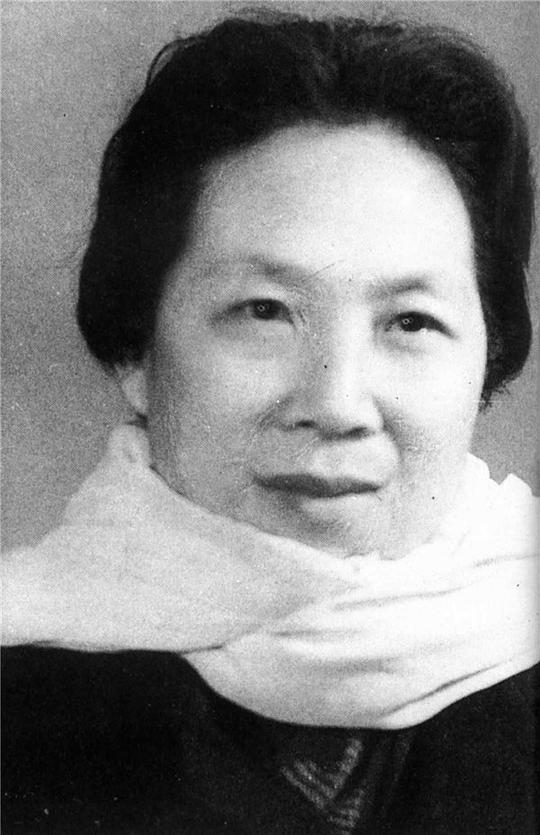 李波 Bo Li
