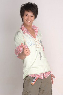 杨士萱 Julian Yang