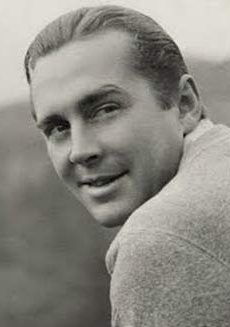 詹姆斯·杜恩 James Dunn