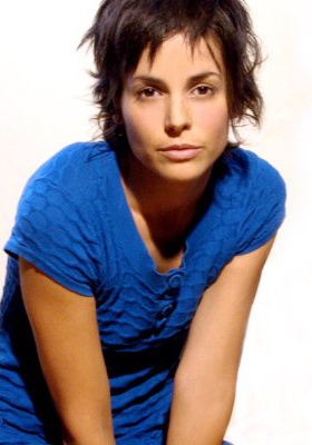 斯特芬妮·斯佐斯塔克 Stephanie Szostak