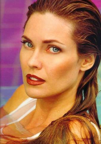 卡罗尔·艾特 Carol Alt