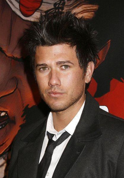 布兰登·迈克尔·瓦亚达 Brandon Michael Vayda