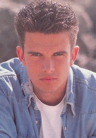 阿什利·汉弥尔顿 Ashley Hamilton