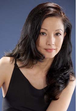 富田谭玲 Tamlyn Tomita