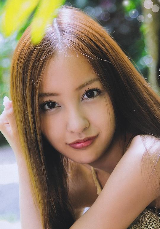 板野友美 Tomomi Itano