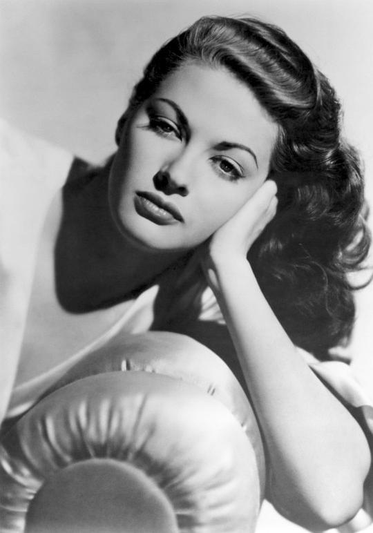 伊冯娜·德·卡洛 Yvonne De Carlo