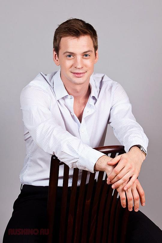 亚历山大·索科洛夫斯基 Aleksandr Sokolovskiy