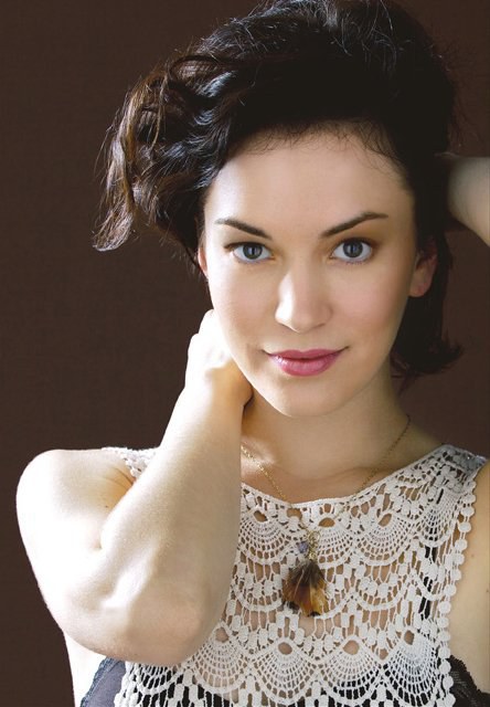 布丽特·洛薇尔 Britt Lower