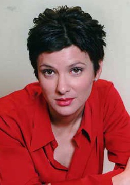 曼达娜·琼斯 Mandana Jones