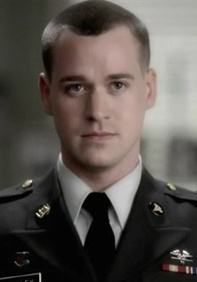 T·R·奈特 T.R. Knight