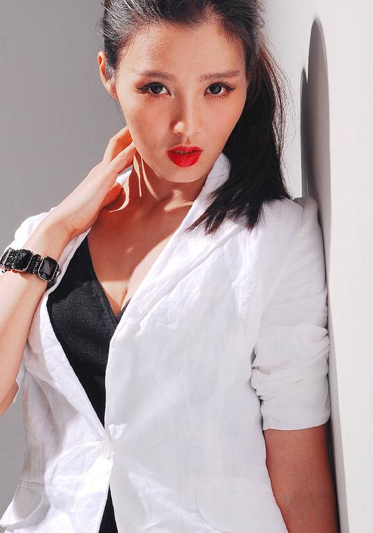 白庆琳 Qinglin Bai