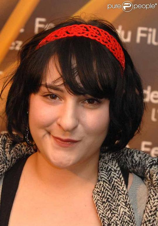 玛丽露·贝里 Marilou Berry