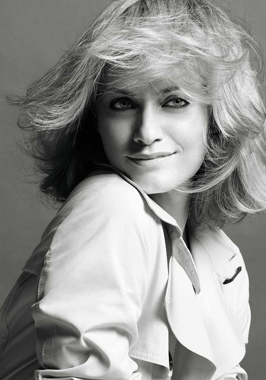 安贝·瓦莱塔 Amber Valletta