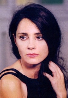 阿诺克·格林布戈 Anouk Grinberg