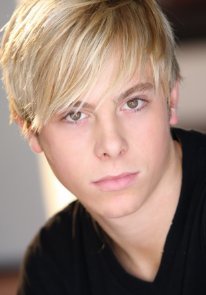 瑞克尔·林奇 Riker Lynch