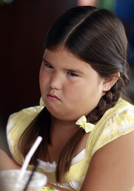 马迪森·德·拉·格拉扎 Madison De La Garza