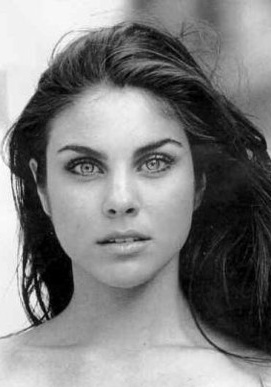 娜迪亚·比约林 Nadia Bjorlin