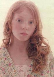 达芬妮·百维 Daphné Baiwir