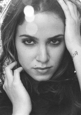 妮基·瑞德 Nikki Reed