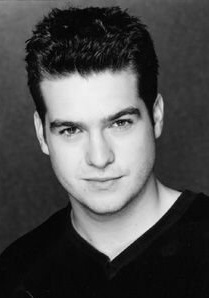 扎卡里·贝内特 Zachary Bennett