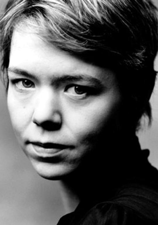 安娜·麦克西维尔·马丁 Anna Maxwell Martin