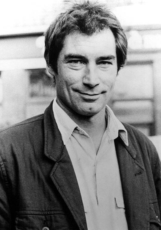 提摩西·道尔顿 Timothy Dalton