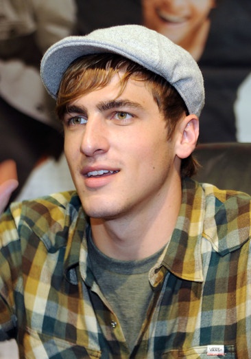 坎道·施密特 Kendall Schmidt