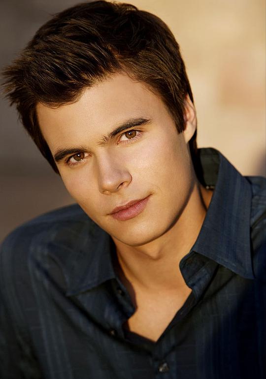 瑞安·斯派克 Ryan Sypek