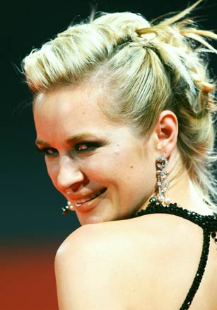 凯利斯顿·韦勒英 Kierston Wareing