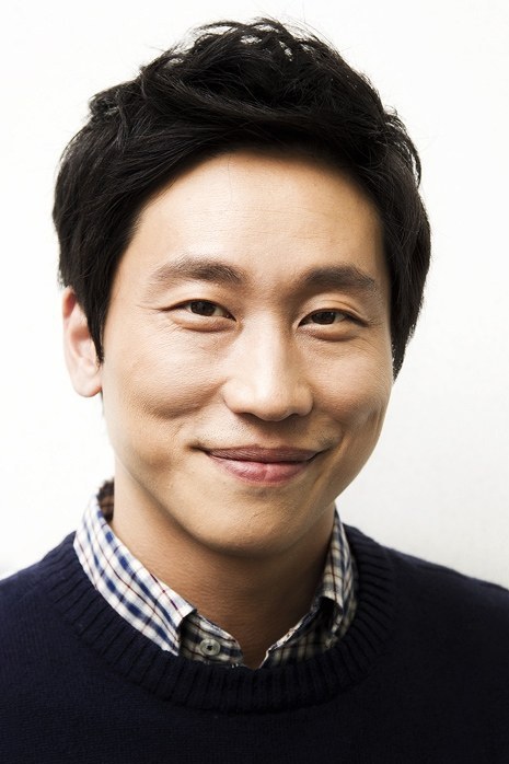 闵成旭 Sung-wuk Min