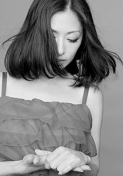 松雪泰子 Yasuko Matsuyuki