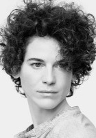 毕碧安娜·贝格 Bibiana Beglau