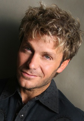 维克·米格诺纳 Vic Mignogna
