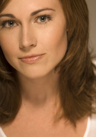 妮基·迪洛许 Nikki Deloach