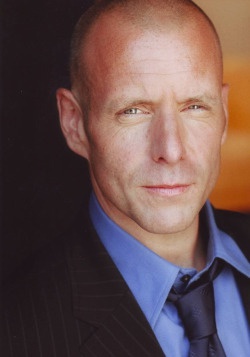 休·狄伦 Hugh Dillon