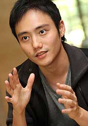 巫俊锋 Boo Junfeng