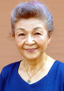 草村礼子 Reiko Kusamura