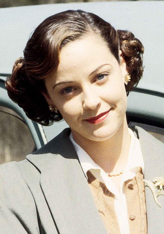 艾丽森·艾略特 Alison Elliott