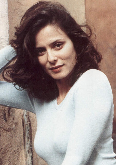 艾塔娜·桑切斯-希洪 Aitana Sánchez-Gijón