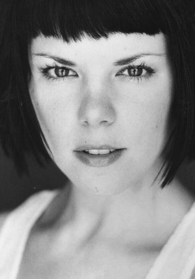 莎拉-简·波茨 Sarah-Jane Potts