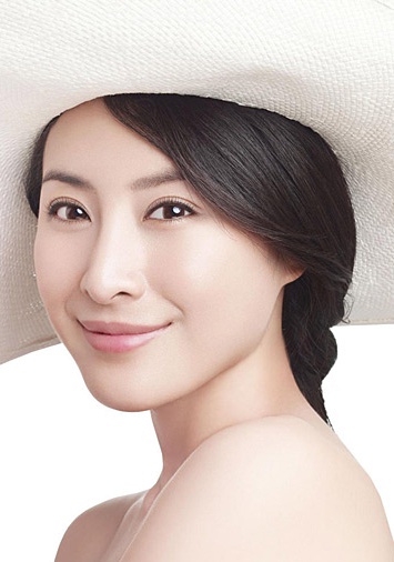 王雅捷 Yajie Wang