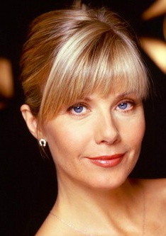 格娜萨斯·巴伯 Glynis Barber