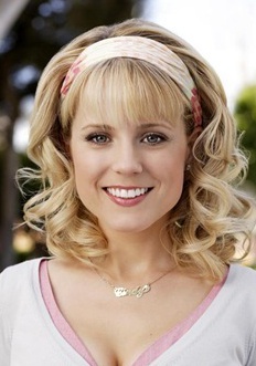 艾莉森芒恩 Allison Munn