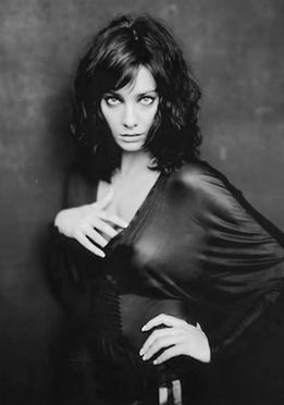 焦万娜·梅佐焦尔诺 Giovanna Mezzogiorno