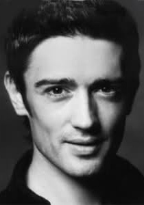 亚当·克罗斯代尔 Adam Croasdell