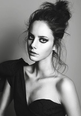 卡雅·斯考达里奥 Kaya Scodelario