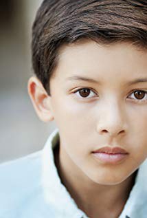 卢克·加纳隆 Luke Ganalon
