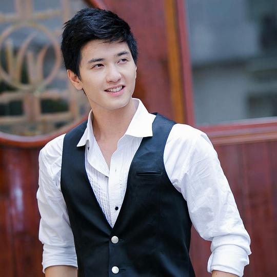 黄英 Huỳnh Anh